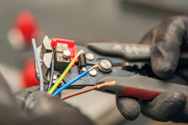 Best Commercial Electrician Services  in Harrisonburg, VA